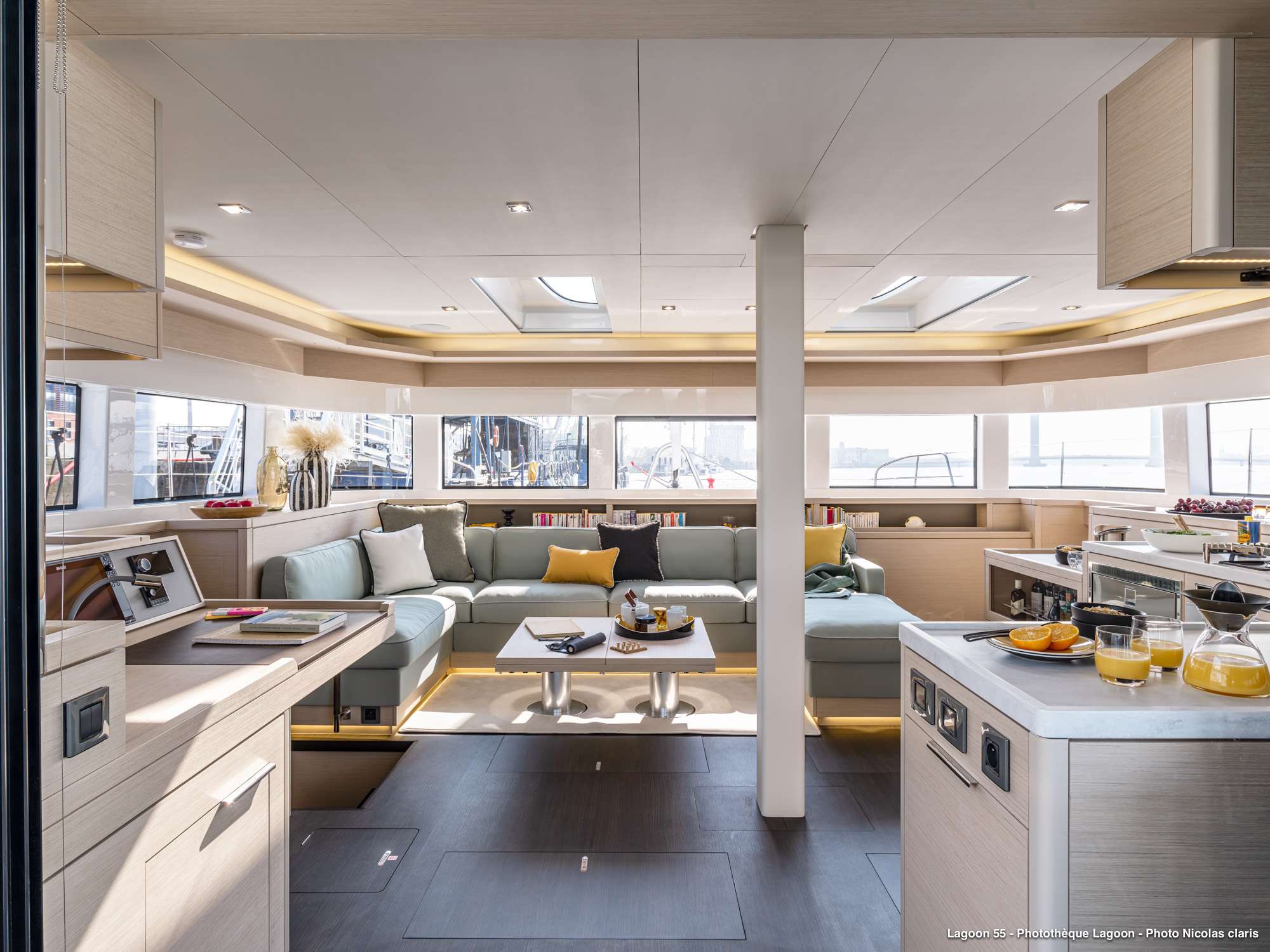 Crewed Catamaran POSEIRA photo 8