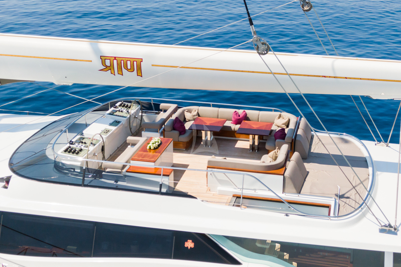 luxury Crewed Sailing Yacht PRANA photo 5