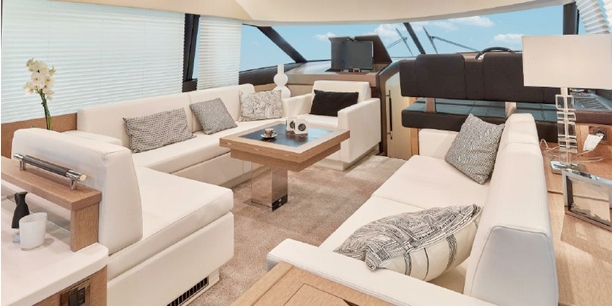Bareboat Motor Yacht Prestige 500 Fly photo 5