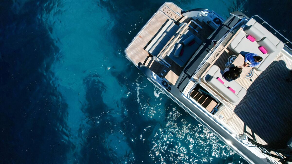 Crewed Motor Yacht Prestige X60 photo 5