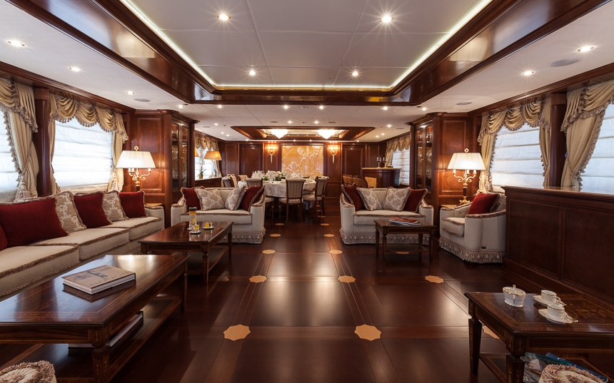 Luxury Crewed Motor Yacht PRIDE photo 3