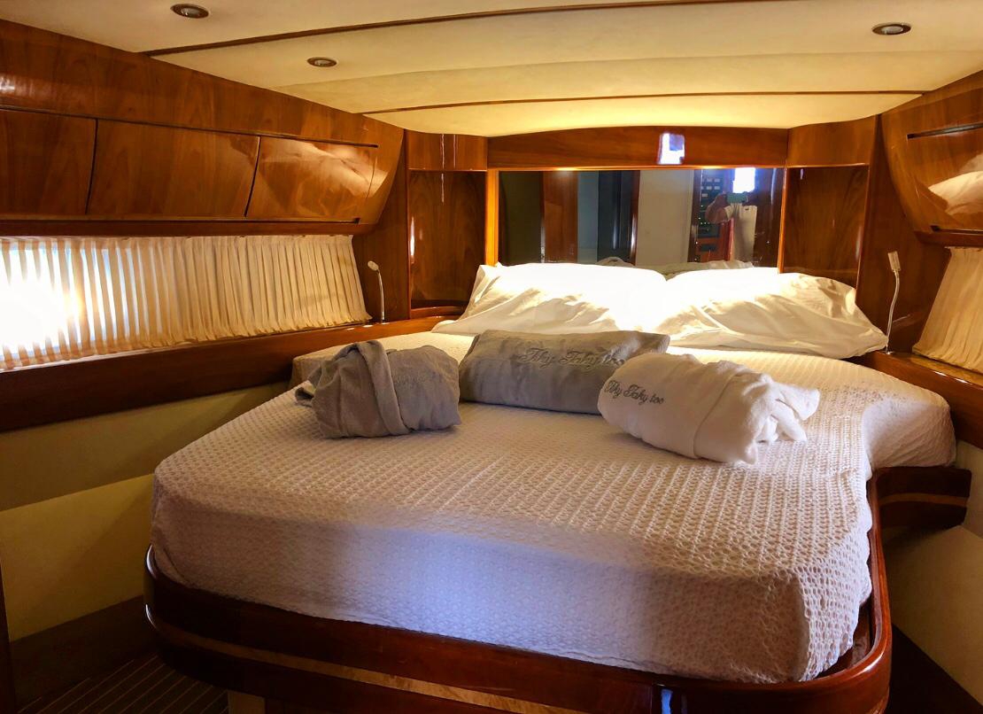Crewed Motor Yacht Primatist G55 photo 6