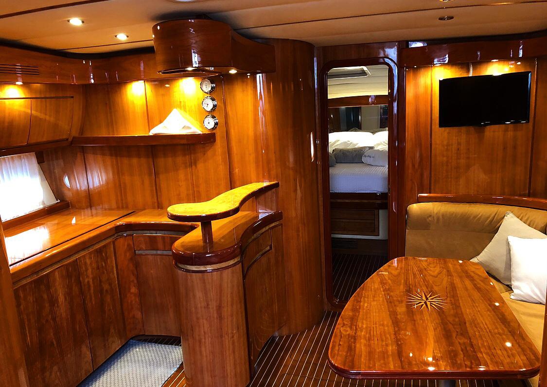Crewed Motor Yacht Primatist G55 photo 7