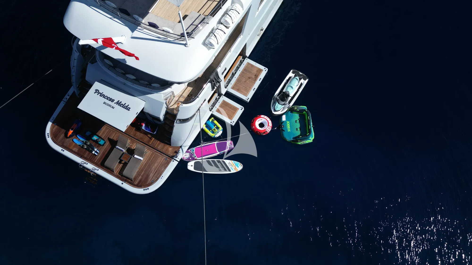 Luxury Crewed Motor Yacht PRINCESS MELDA photo 3