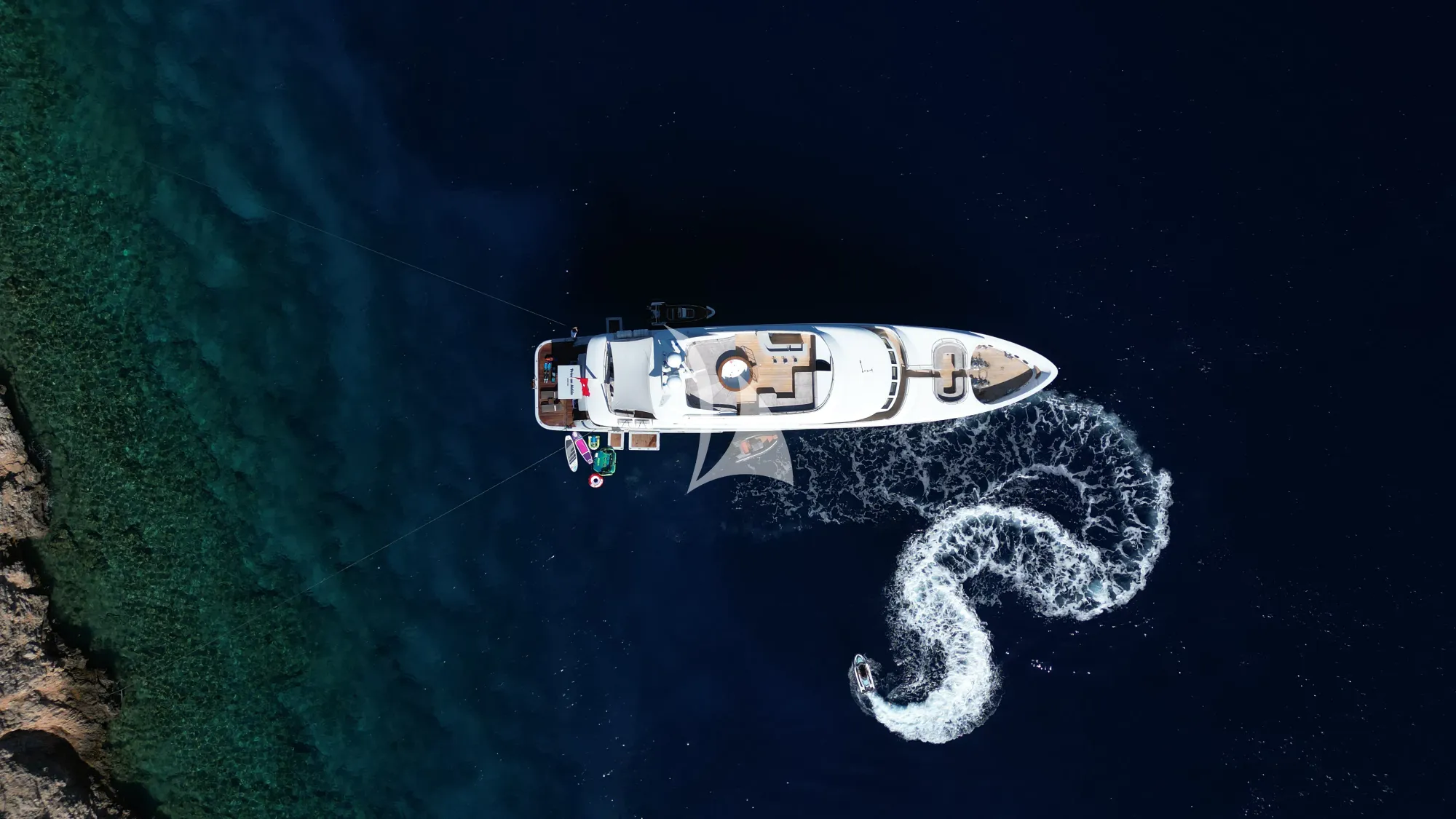 Luxury Crewed Motor Yacht PRINCESS MELDA photo 4