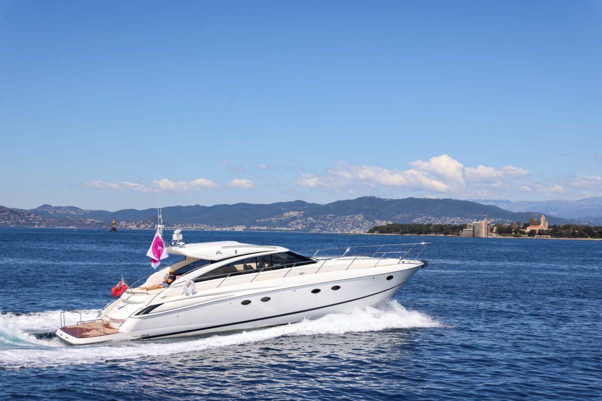 Crewed Motor Yacht Princess V56 photo 3
