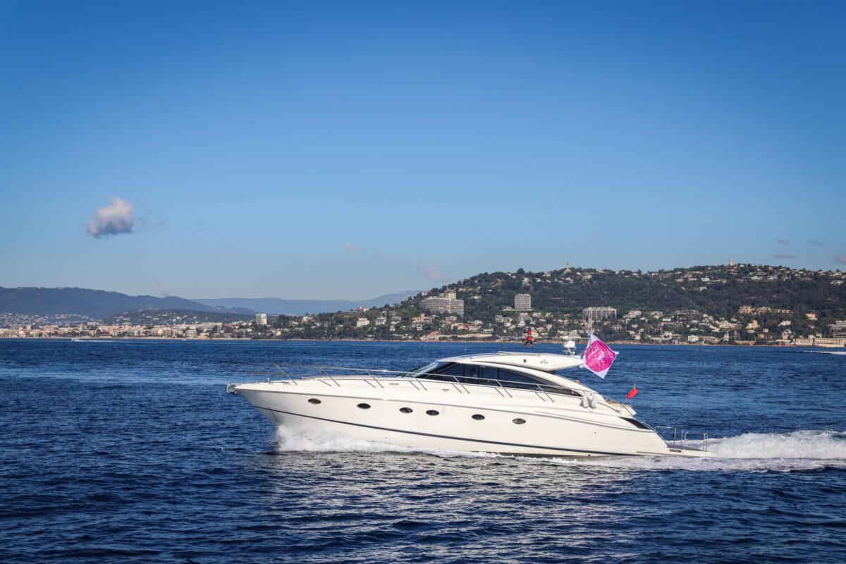 Crewed Motor Yacht Princess V56 photo 5