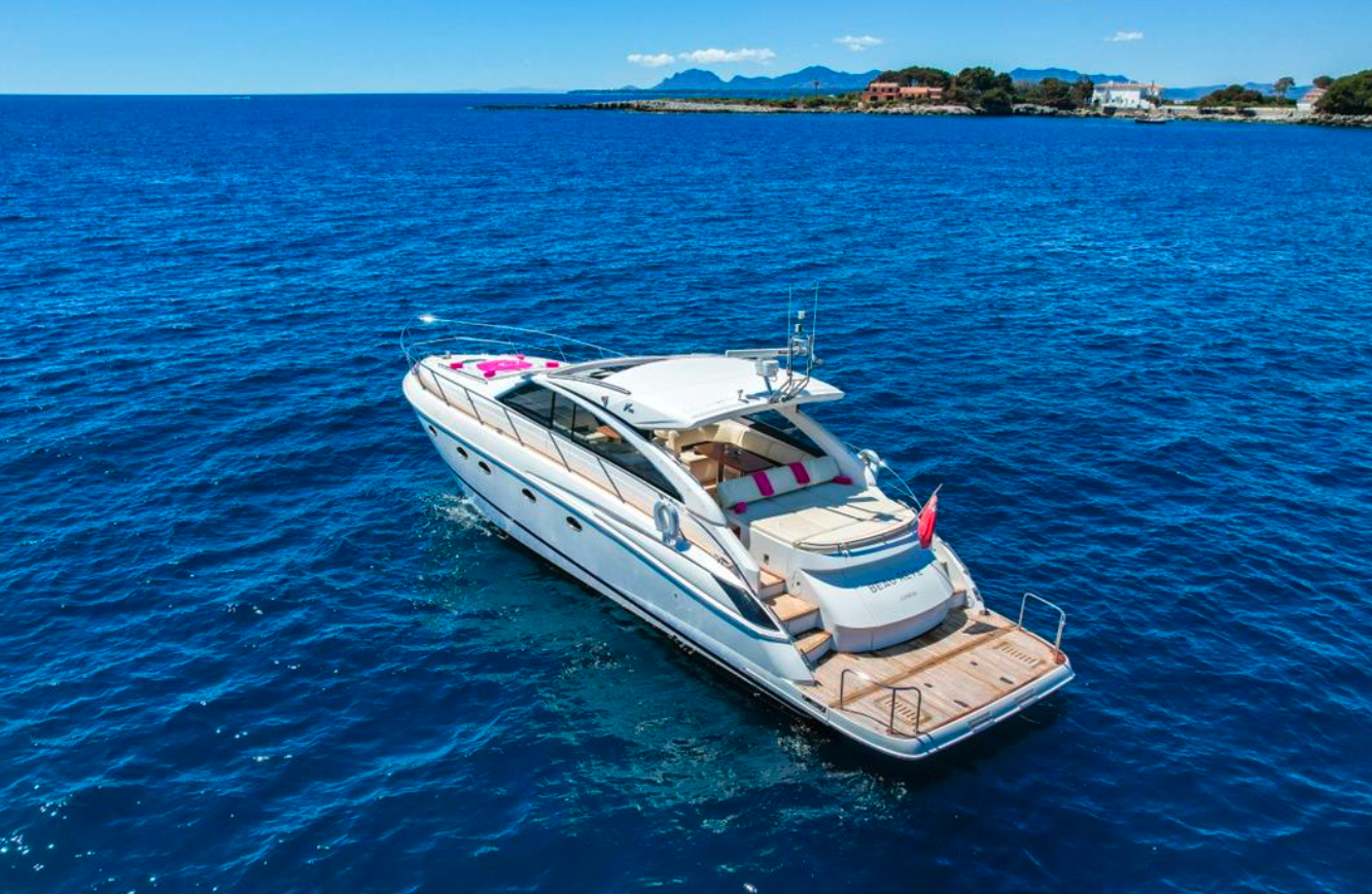 Crewed Motor Yacht Princess V56 photo 8