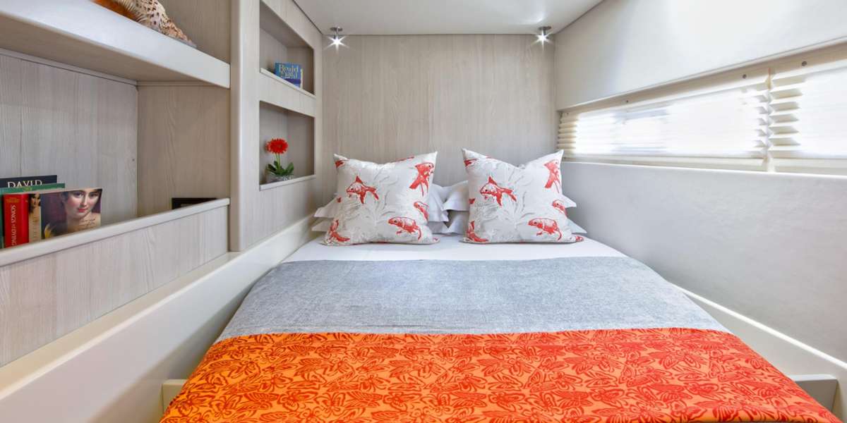 Crewed Catamaran PROMISCUOUS photo 6