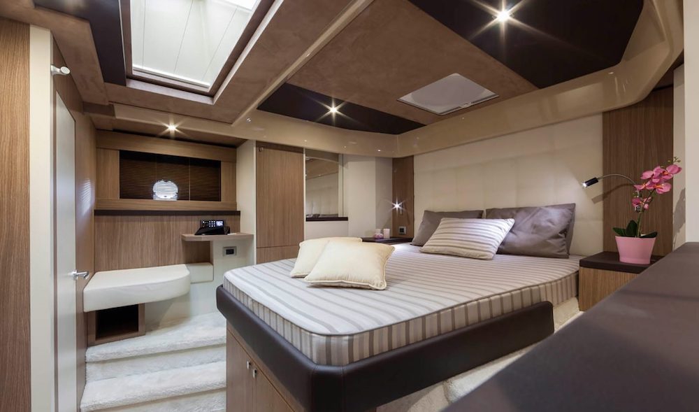 Crewed Motor Yacht PRUDY photo 7