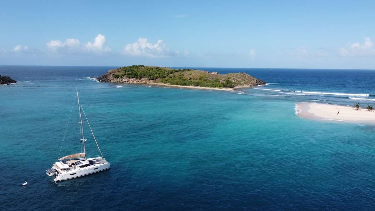Crewed Catamaran PURPOSE photo 4