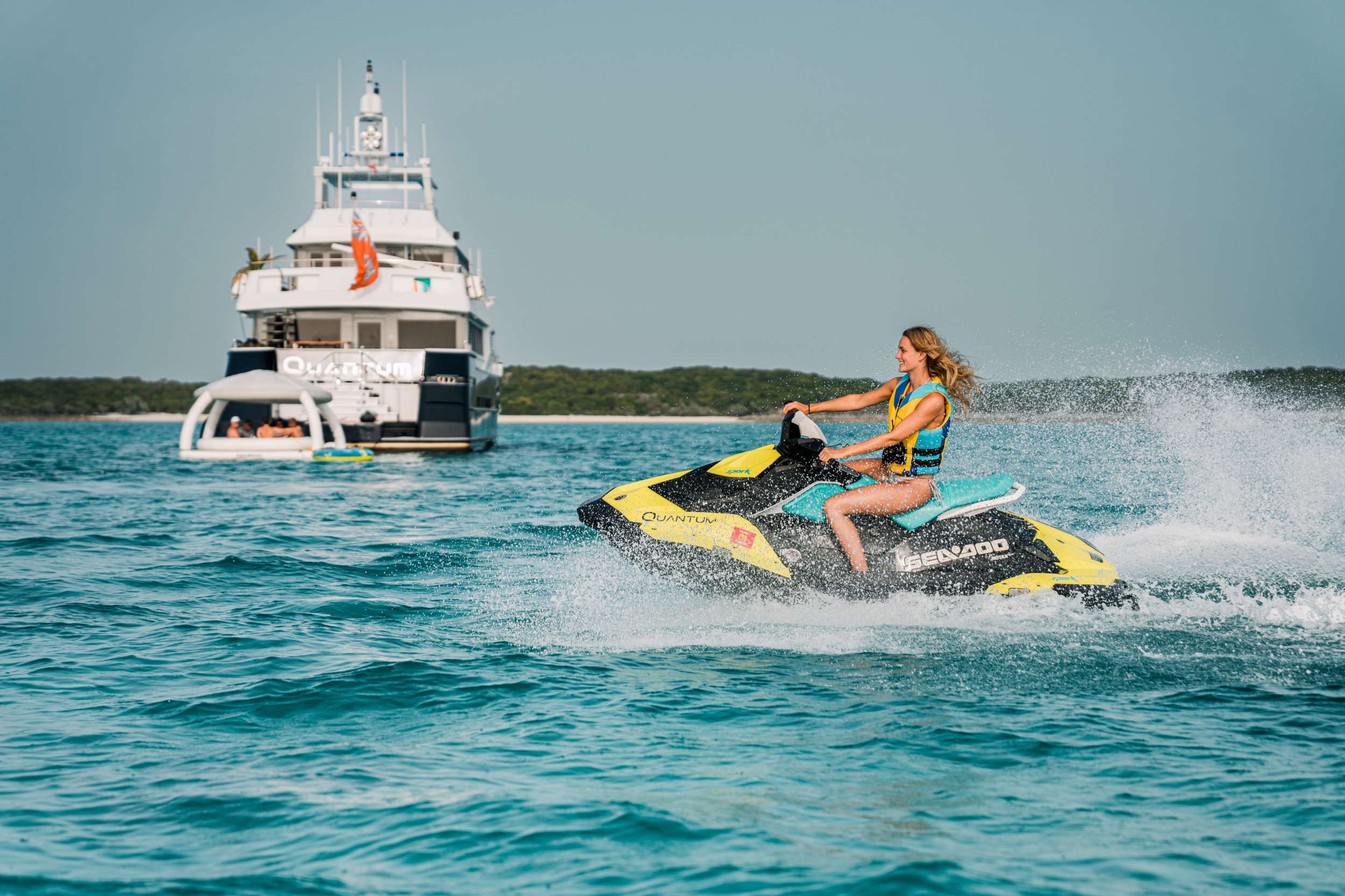 Crewed Motor Yacht QUANTUM photo 5