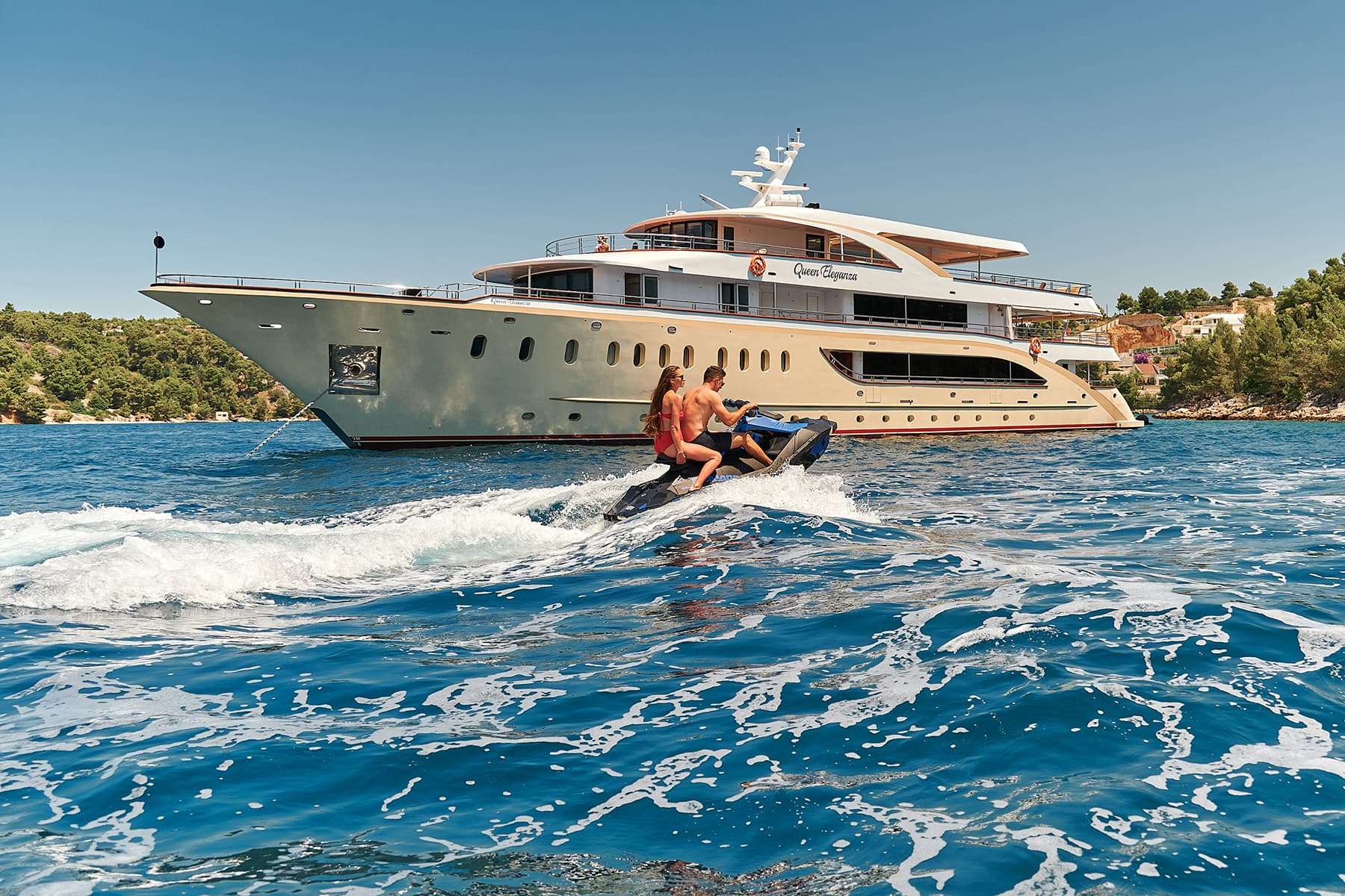 Luxury Crewed Motor Yacht QUEEN ELEGANZA photo 4