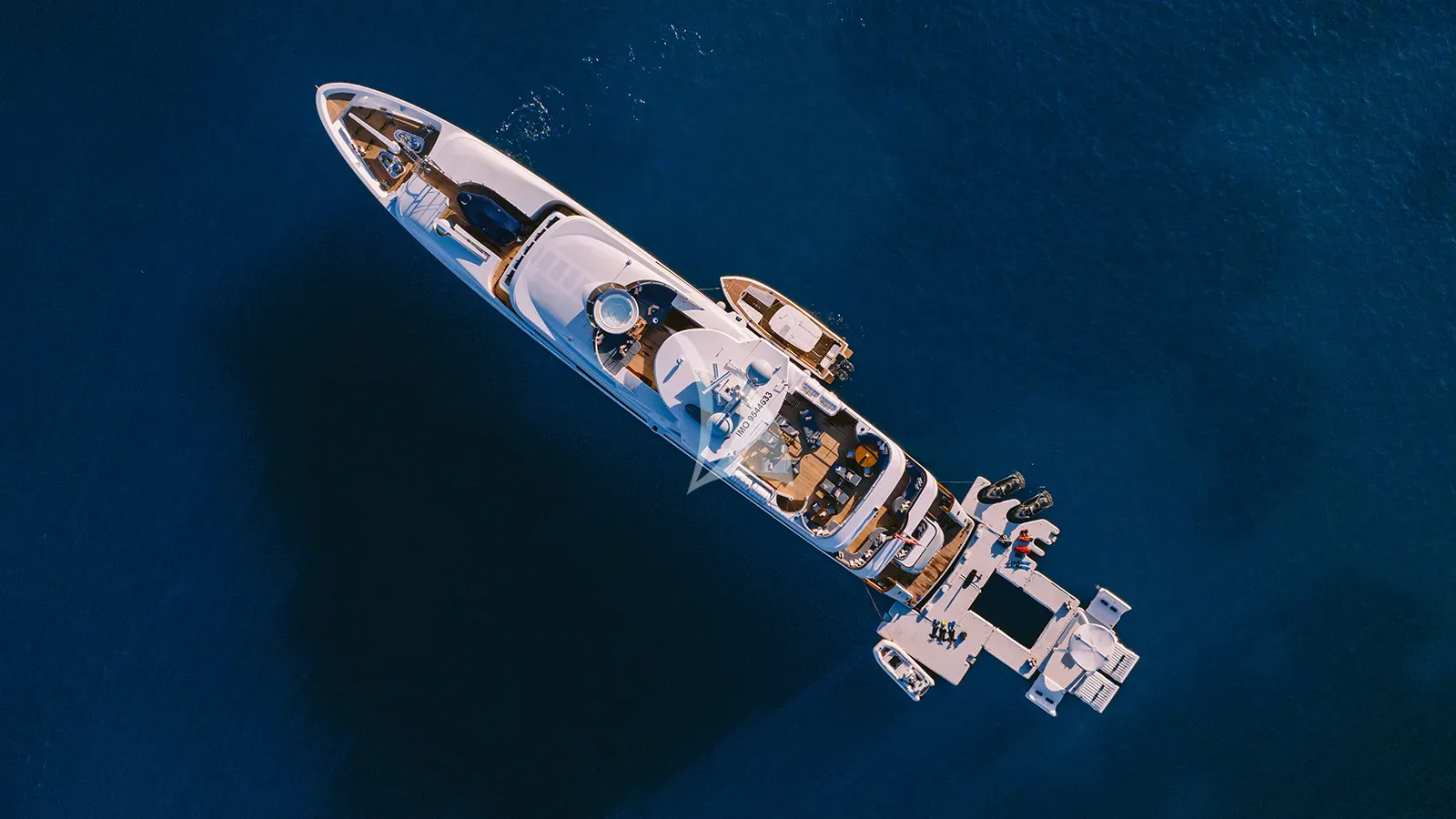 Luxury Crewed Motor Yacht RARE FIND photo 3