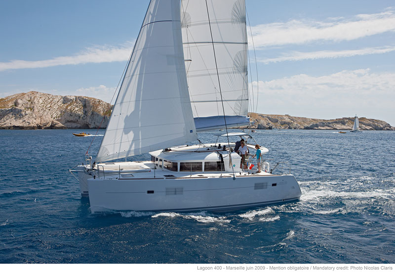 Bareboat Catamaran RAYVES