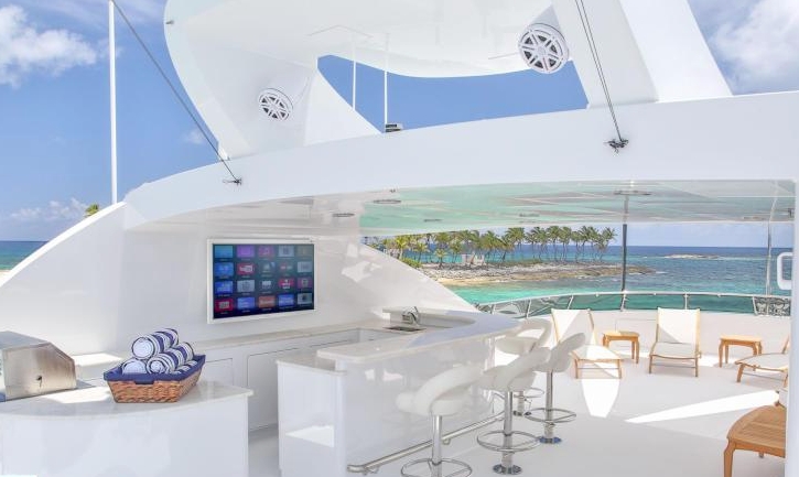 Luxury Crewed Motor Yacht REBEL photo 3