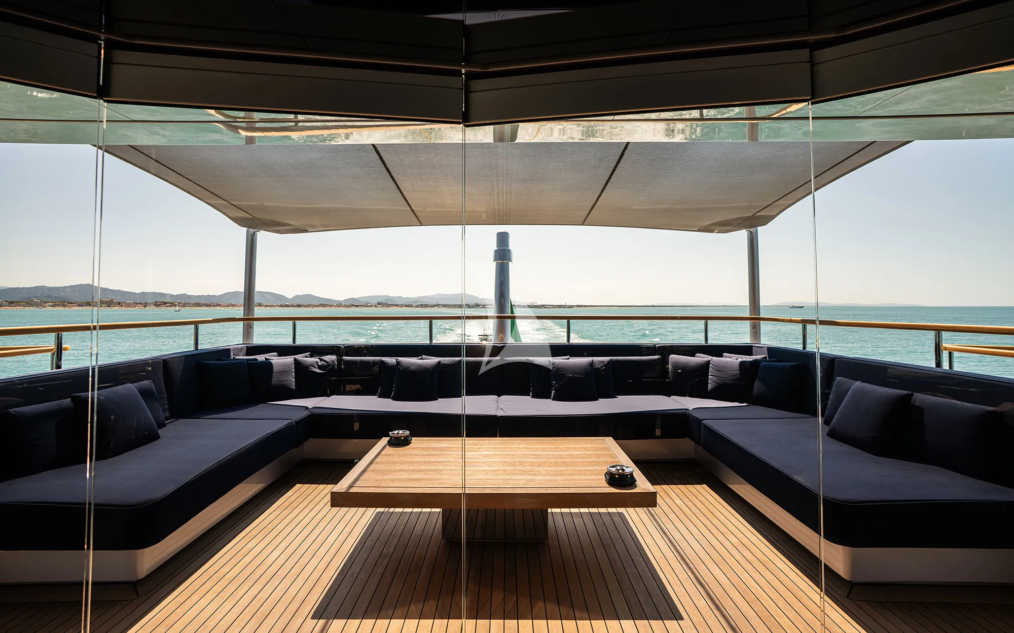 Luxury Crewed Motor Yacht REGINA D`ITALIA photo 8