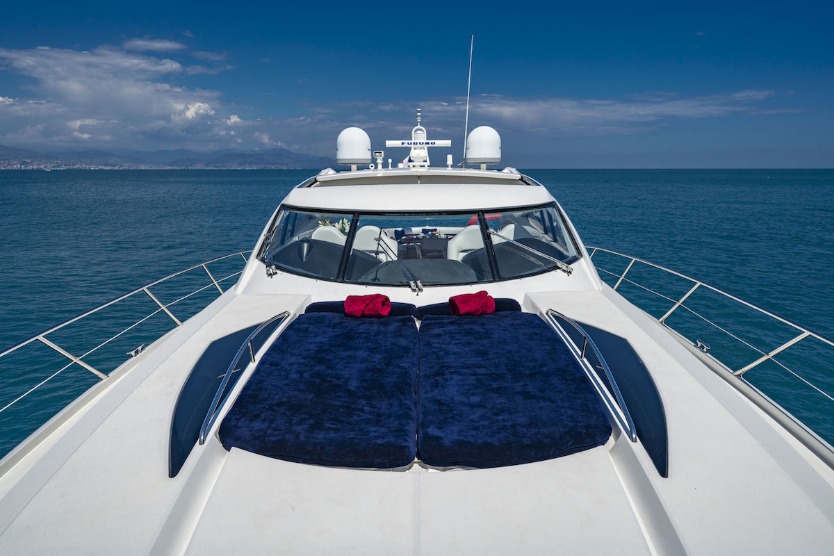 Crewed Motor Yacht REHAB photo 4