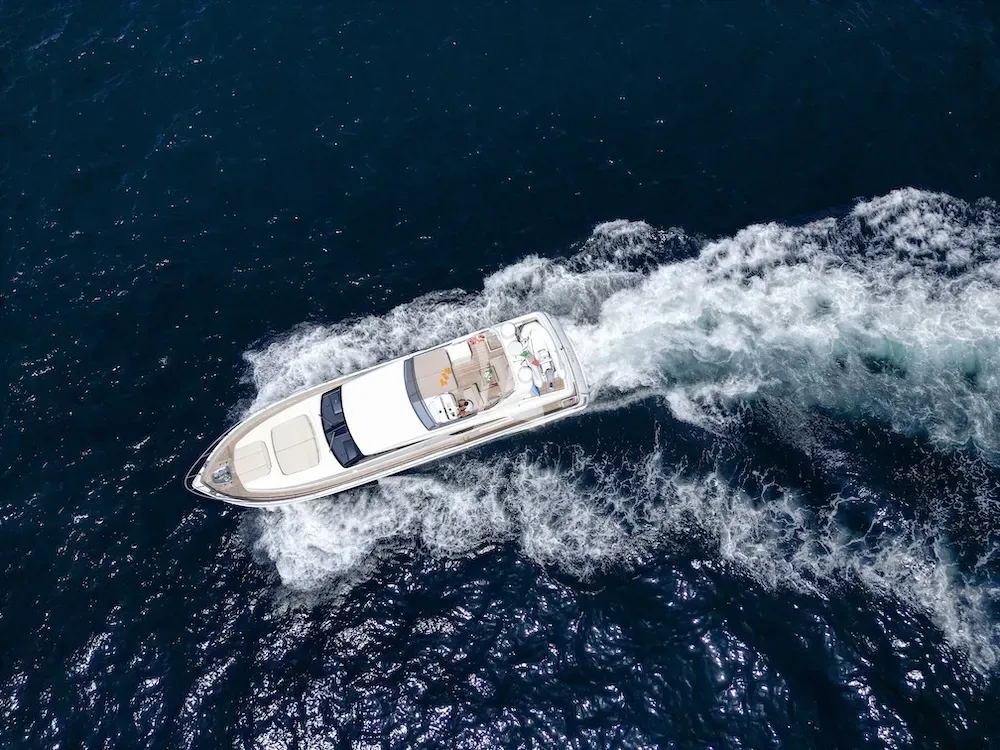 Crewed Motor Yacht RELAXBYWINSTON photo 4