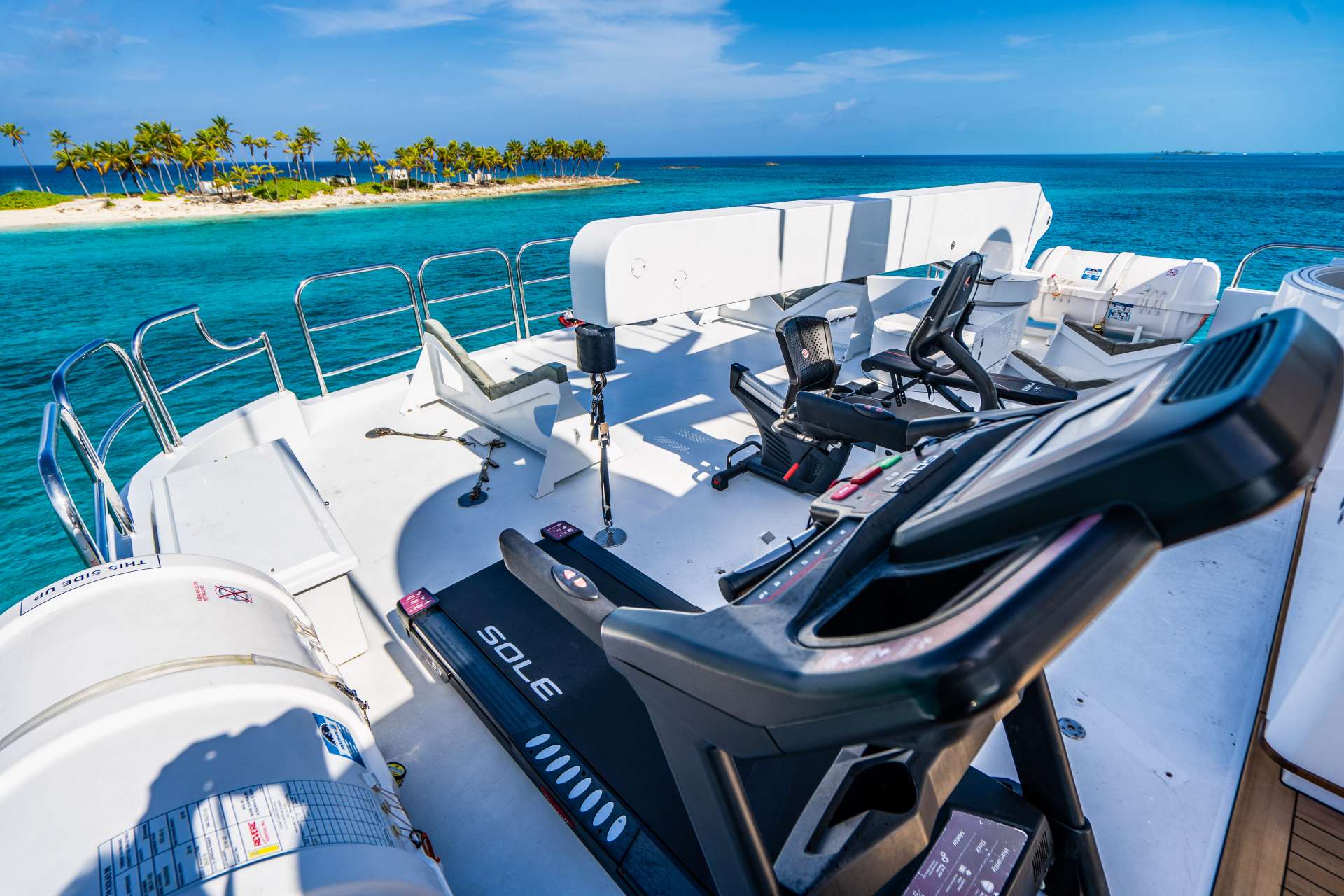 Luxury Crewed Motor Yacht RELENTLESS photo 6