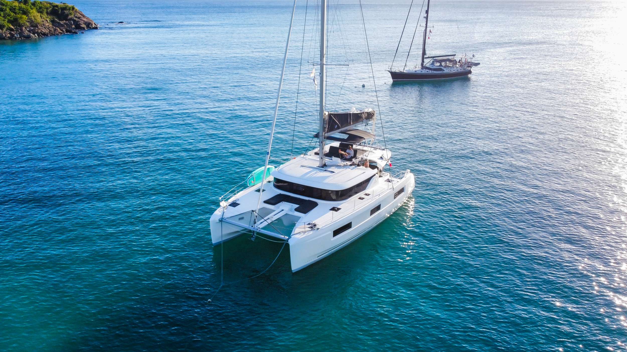 Crewed Catamaran RENDEZ-VOUS photo 3