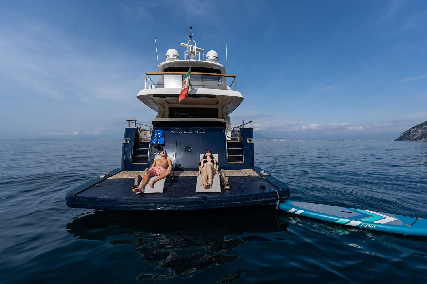 Crewed Motor Yacht RESILIENCE photo 3