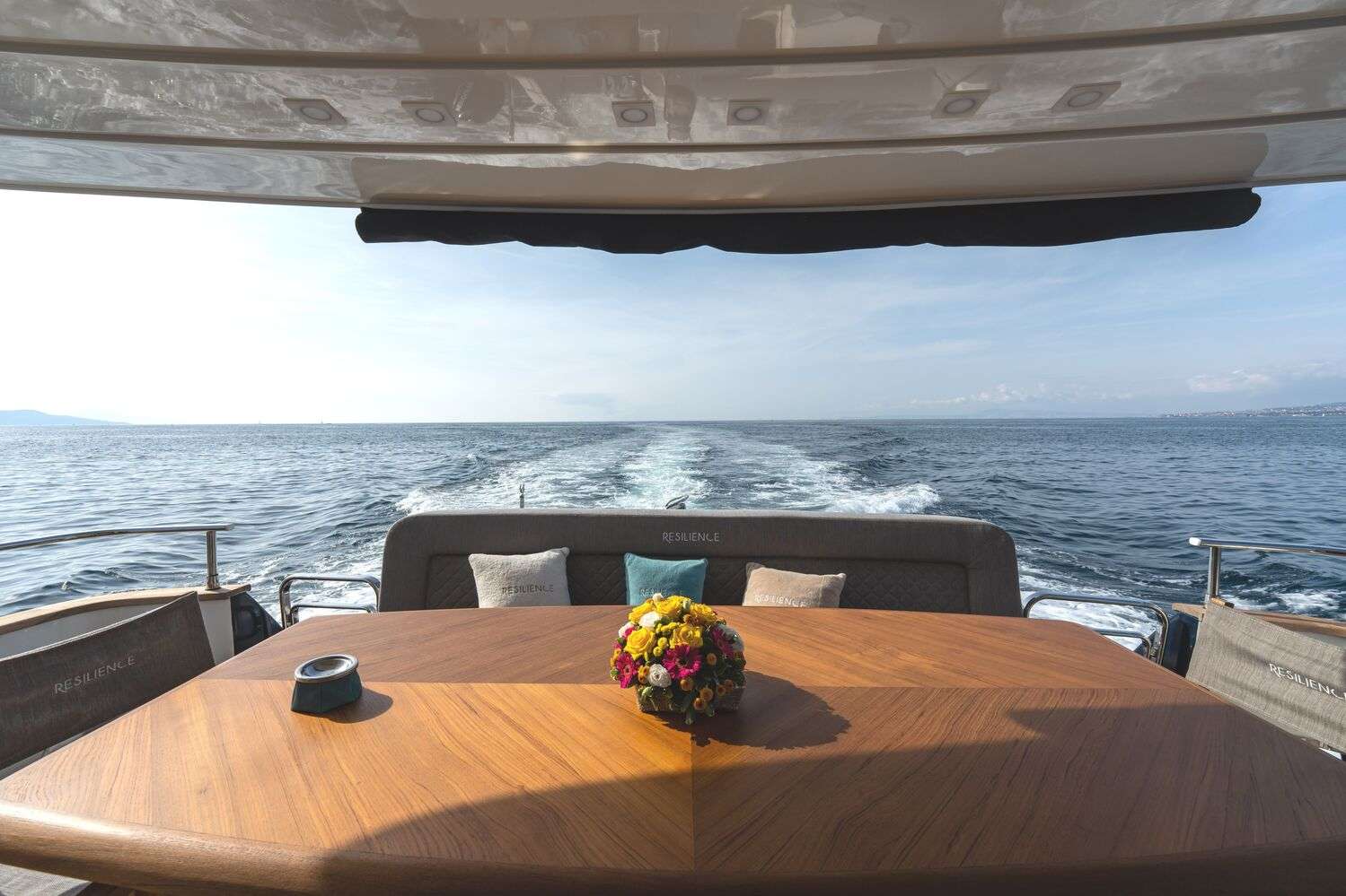 Crewed Motor Yacht RESILIENCE photo 8