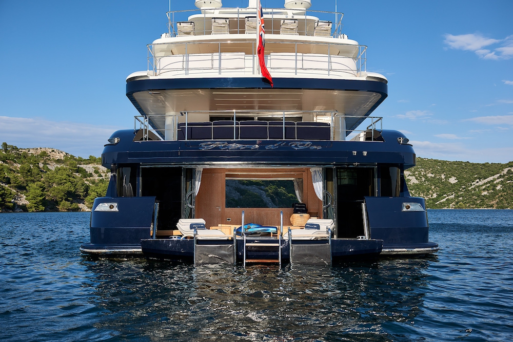 Luxury Crewed Motor Yacht REVE D`OR photo 4