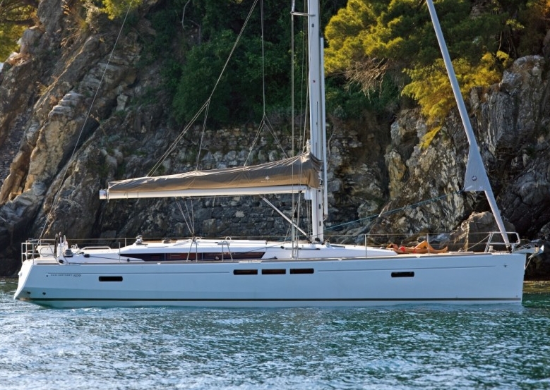 Bareboat Sailing Yacht RIOJA photo 7