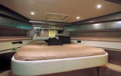 Crewed Motor Yacht Riva Rivale 52 photo 8