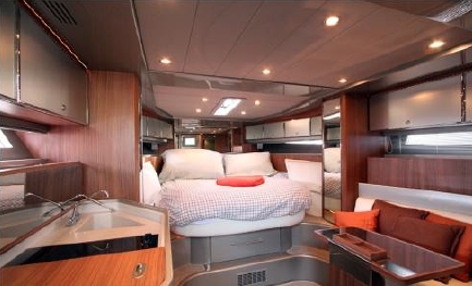 Crewed Motor Yacht Riva Rivarama 44 photo 3