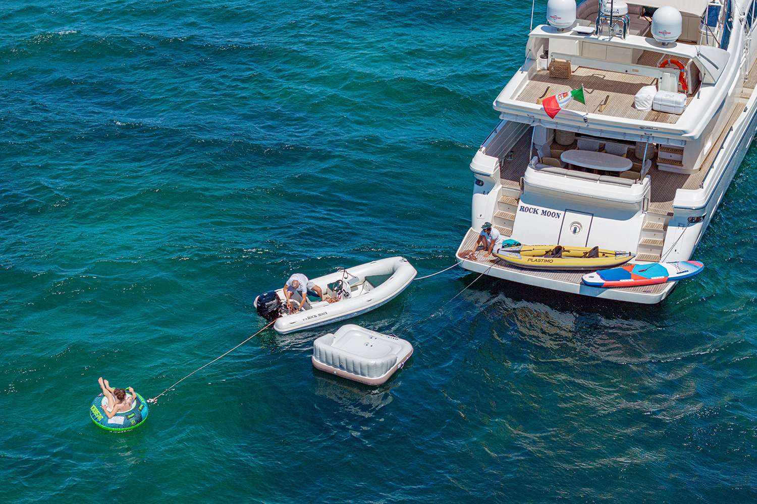 Luxury Crewed Motor Yacht ROCK MOON photo 4