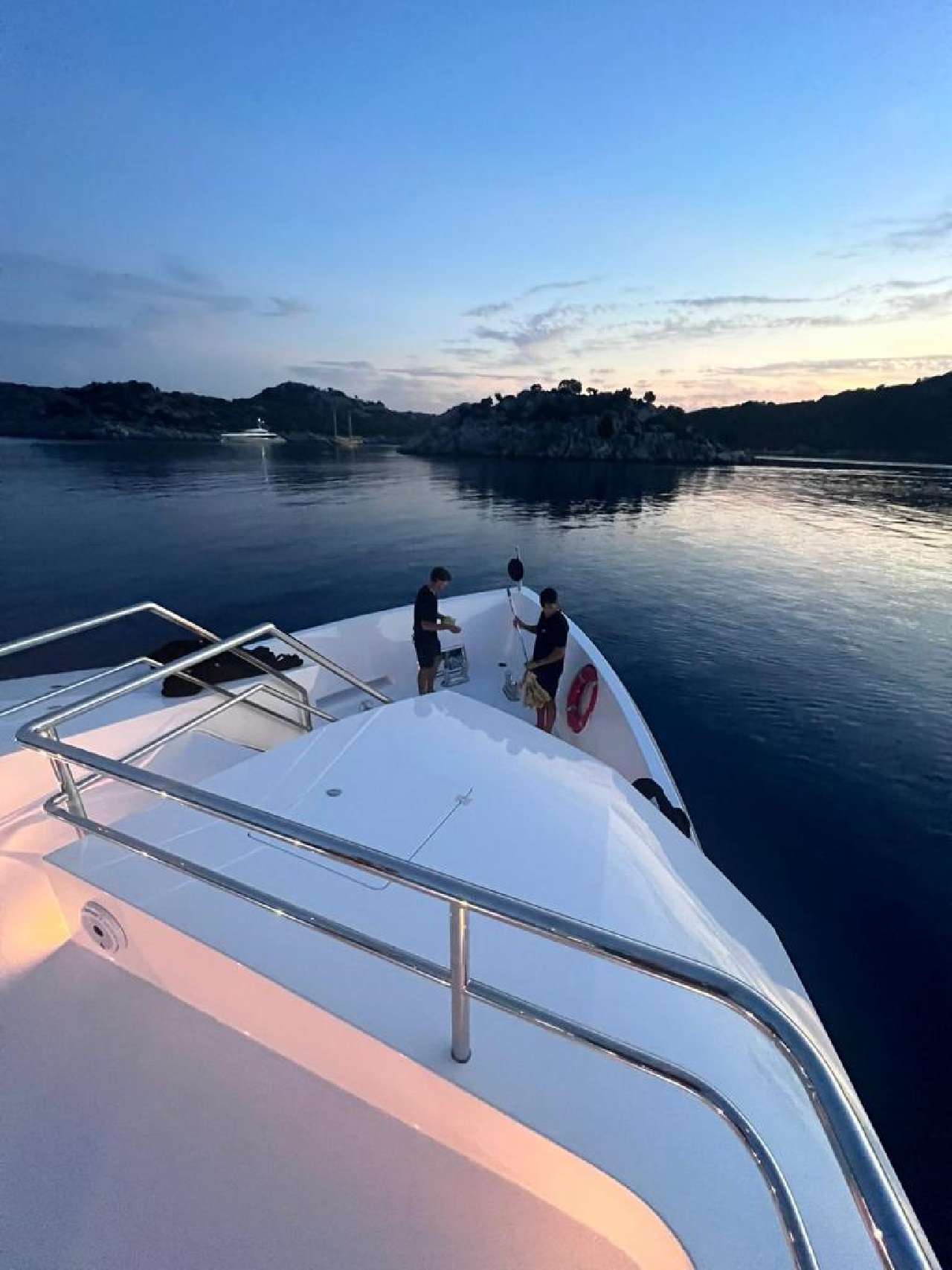 Crewed Motor Yacht ROMEO FOXTROT photo 7