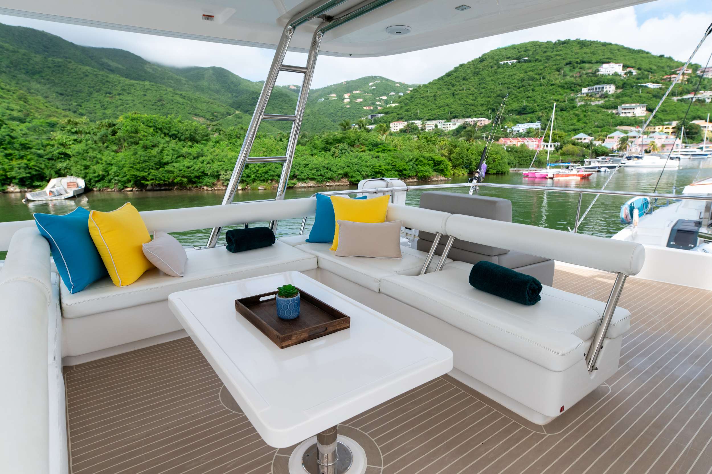 Crewed Catamaran RUBY ONE photo 3