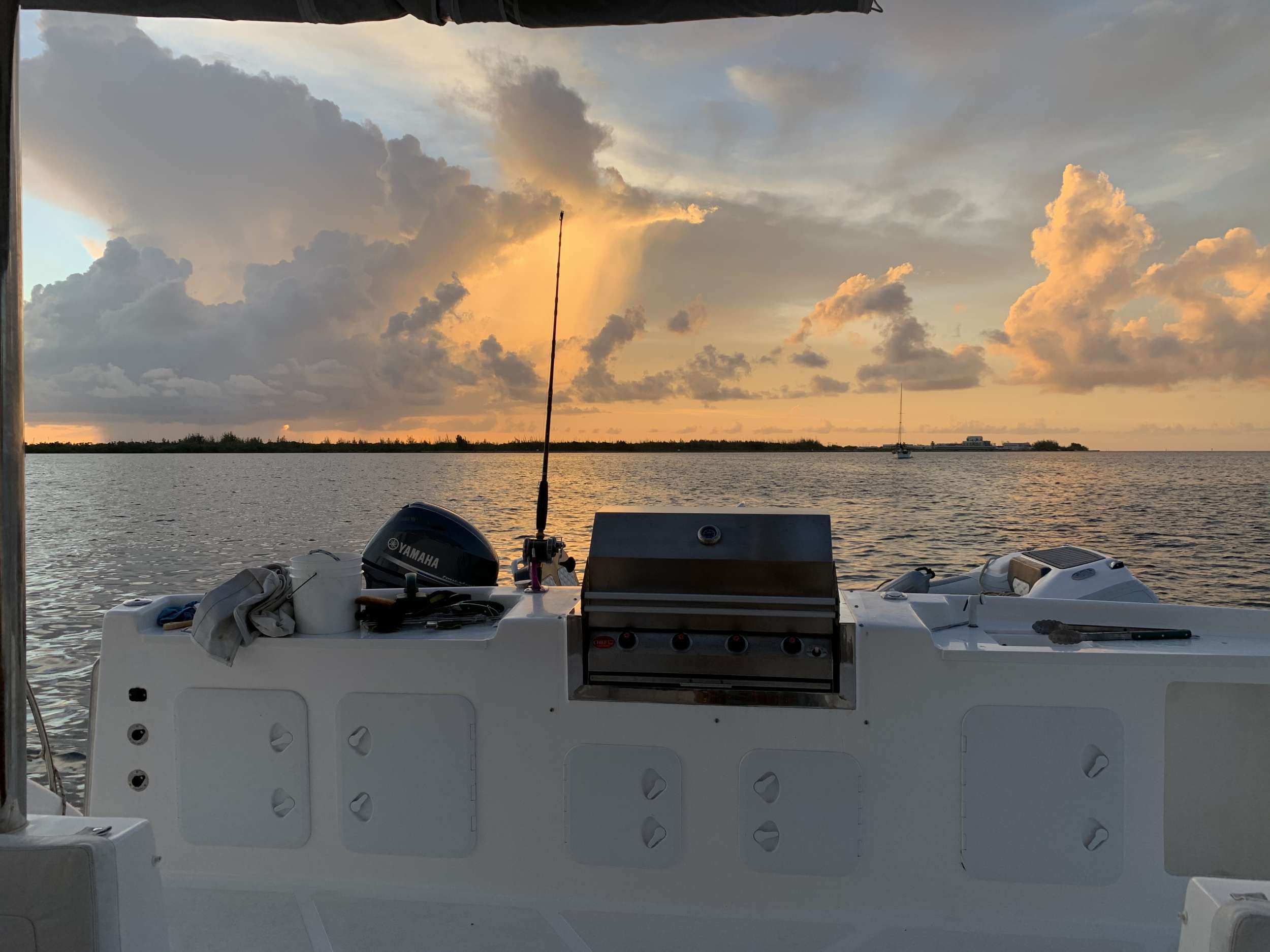 Crewed Catamaran RUMAWAY photo 4