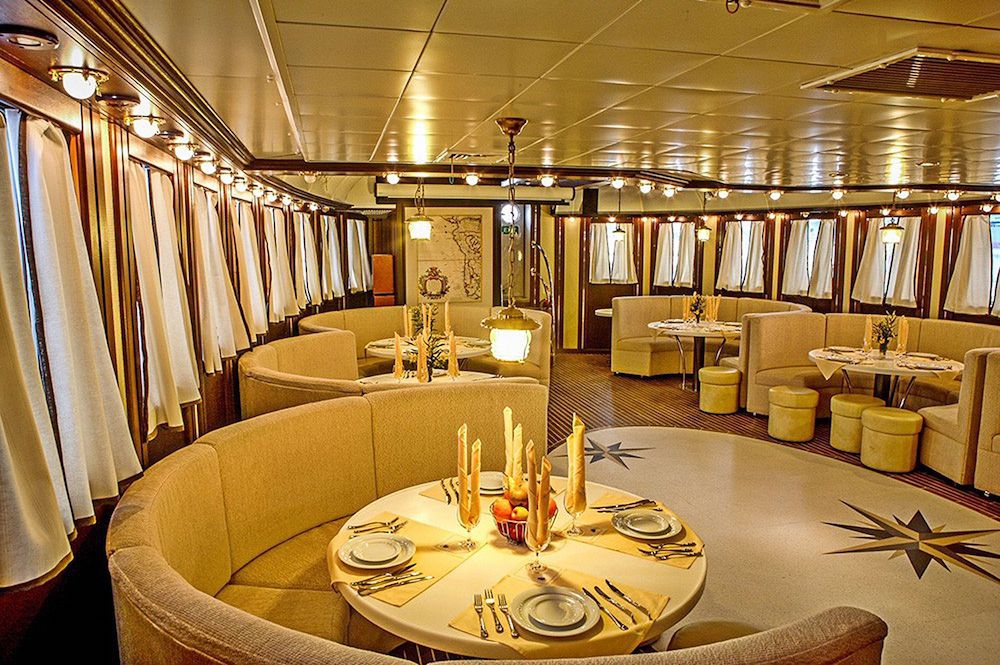 Gulet RUNNING ON WAVES photo 7