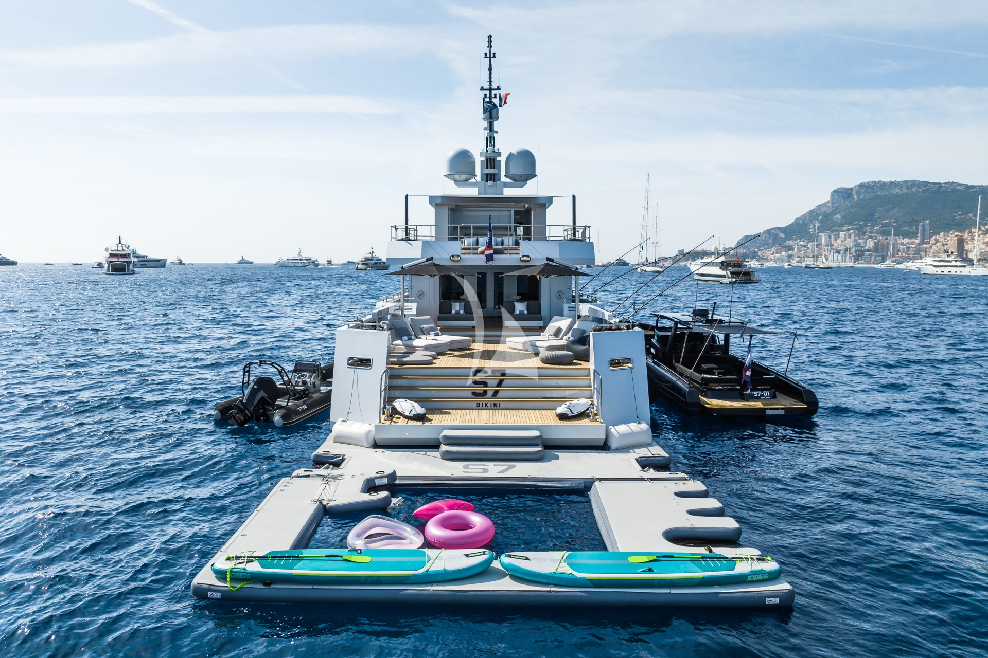 Luxury Crewed Motor Yacht S7 photo 6