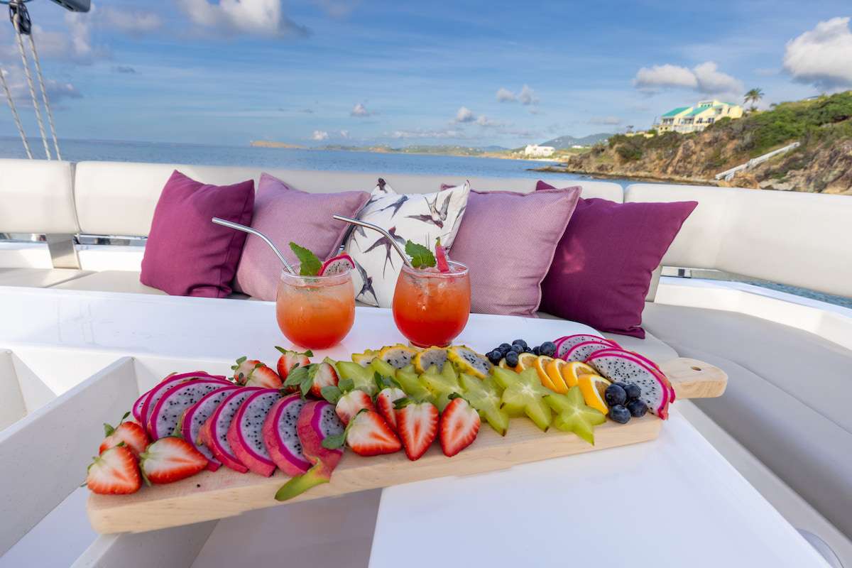 Crewed Catamaran SALTY DOG photo 6