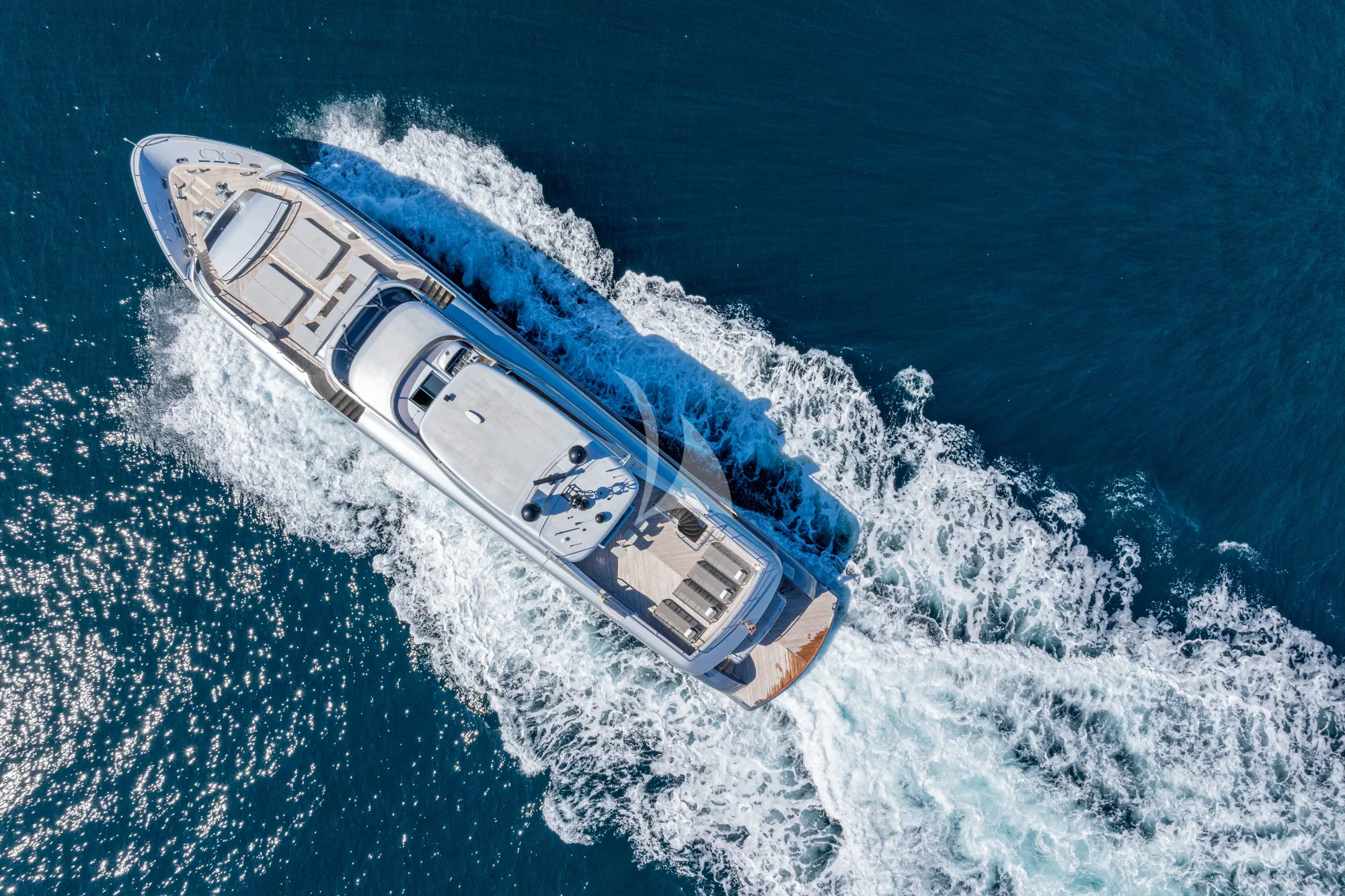 Luxury Crewed Motor Yacht SANDS photo 4