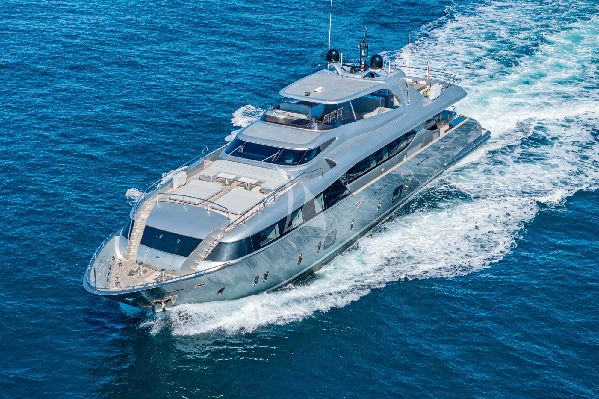 Luxury Crewed Motor Yacht SANDS photo 6