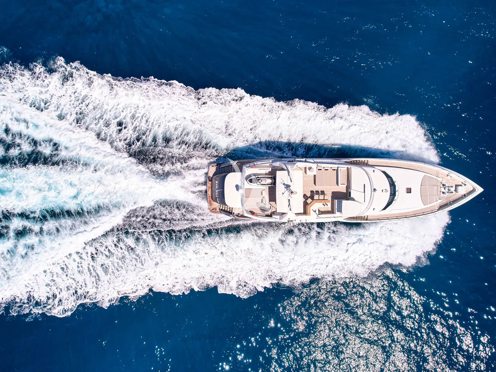 Luxury Crewed Motor Yacht SANJANA photo 5