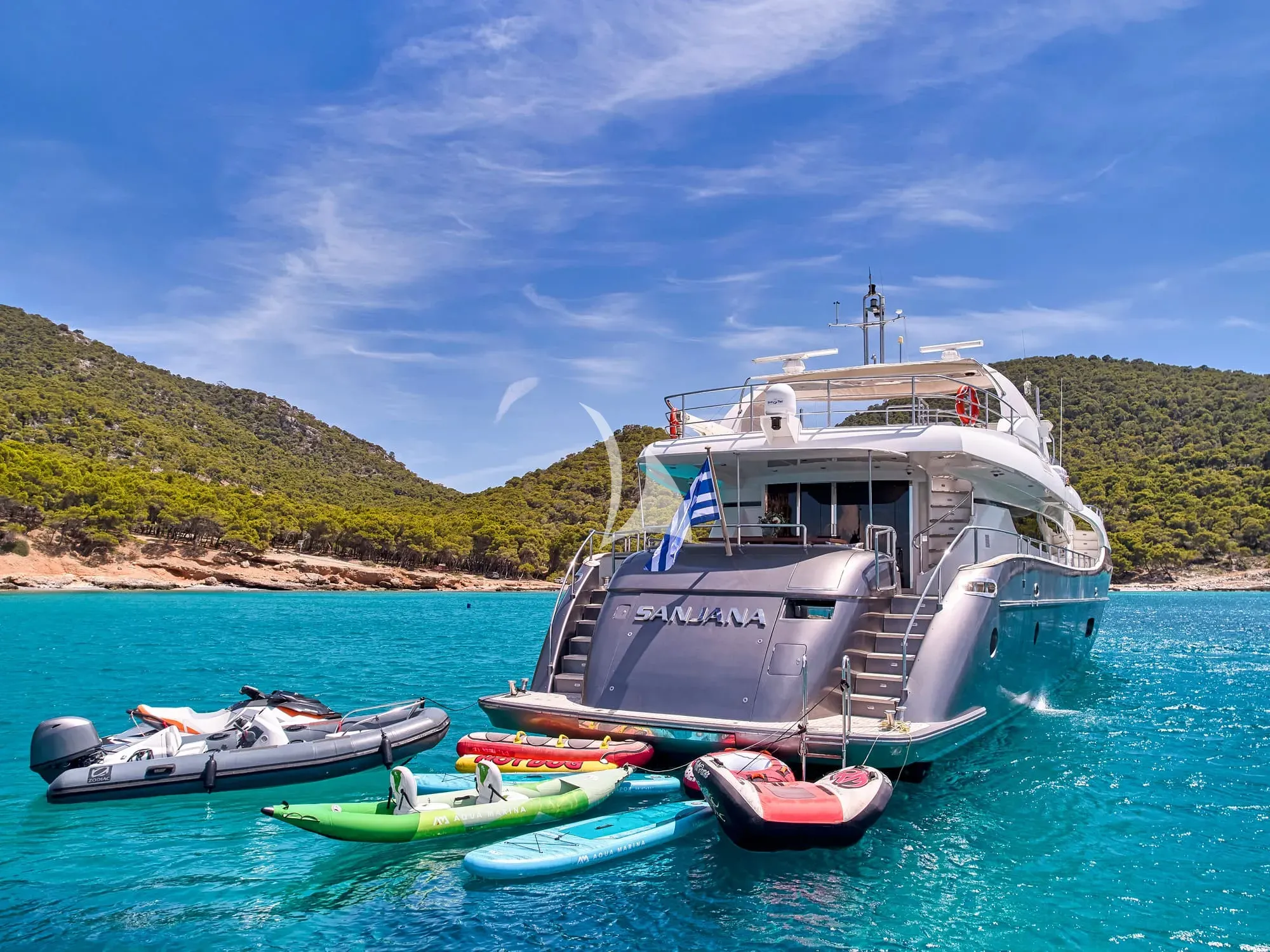 Luxury Crewed Motor Yacht SANJANA photo 6