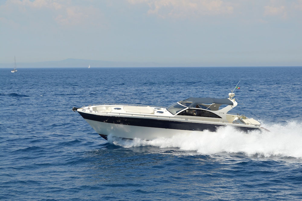 Crewed Motor Yacht Santorini 48 photo 4