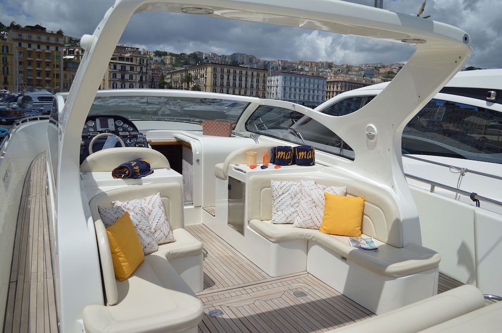 Crewed Motor Yacht Santorini 48 photo 6