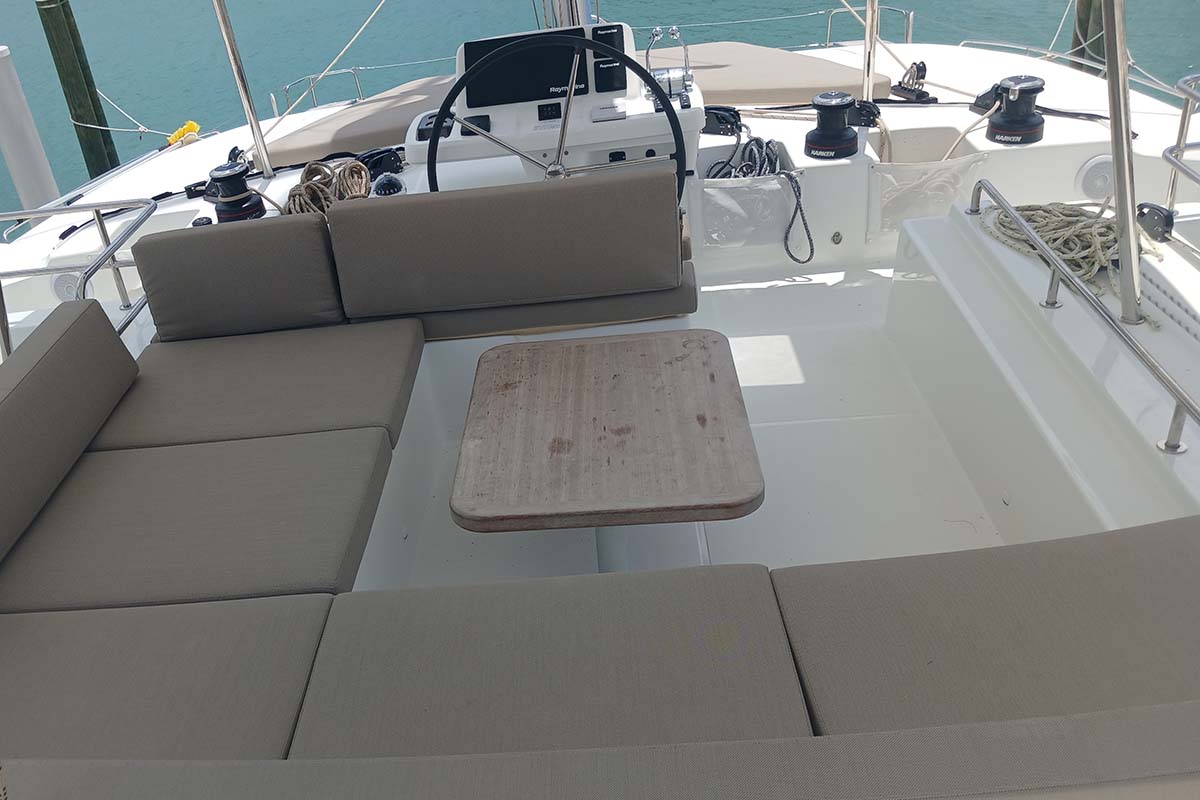 Bareboat Catamaran SAPPHIRE SEAS photo 5