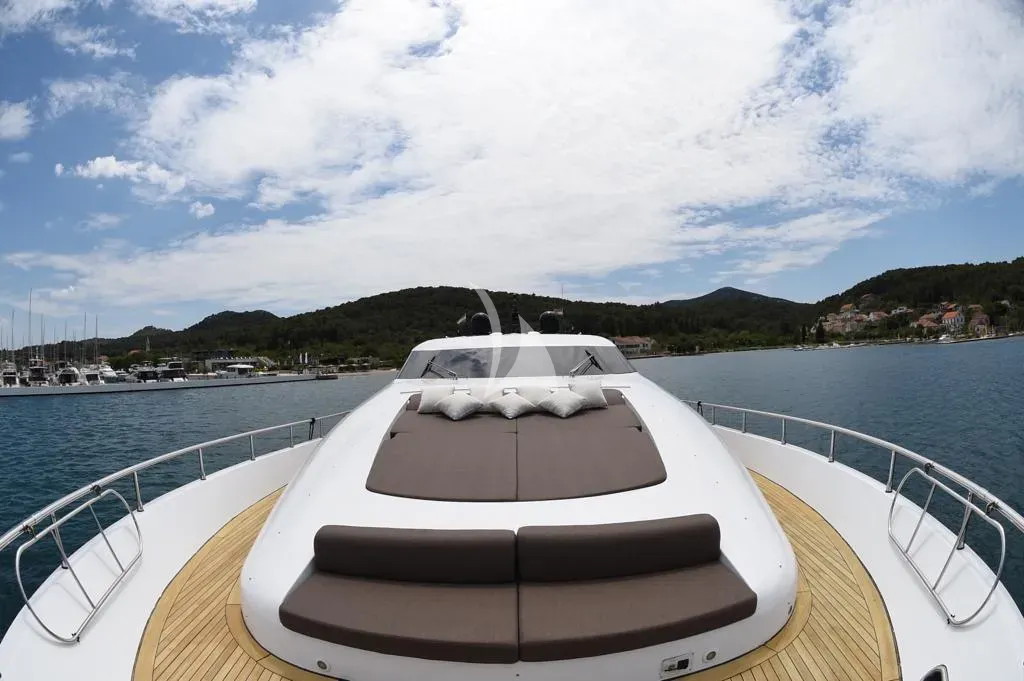 Crewed Motor Yacht SCORPIO photo 3