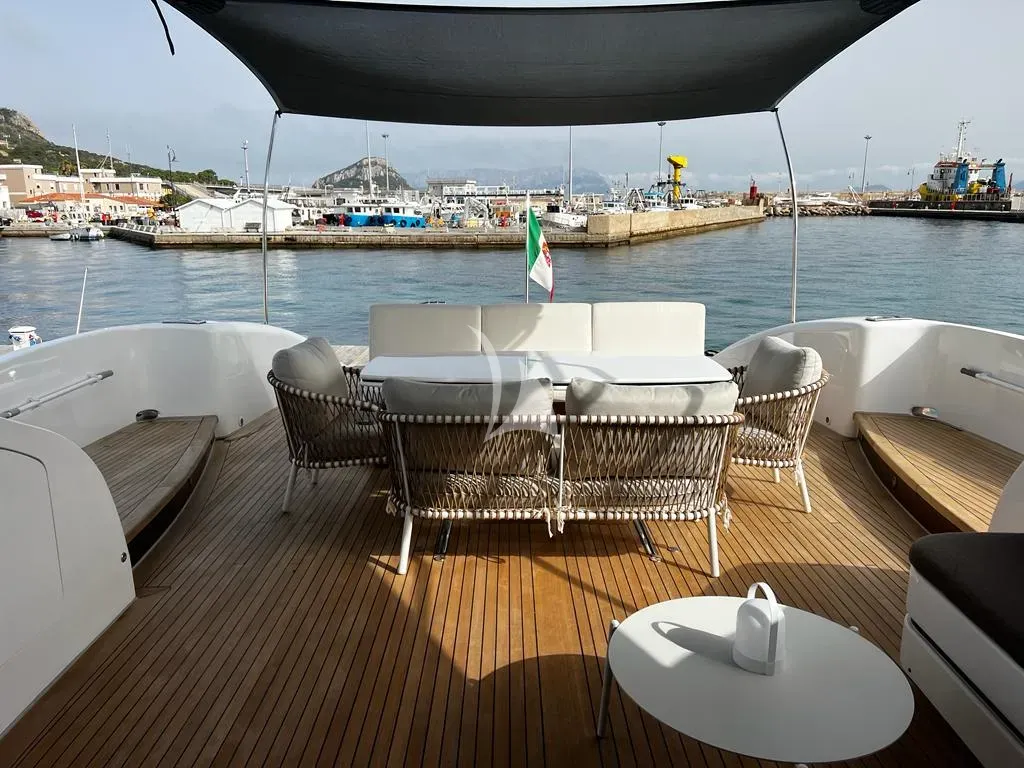 Crewed Motor Yacht SCORPIO photo 7