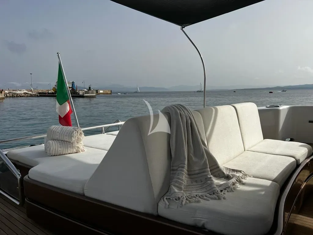 Crewed Motor Yacht SCORPIO photo 8