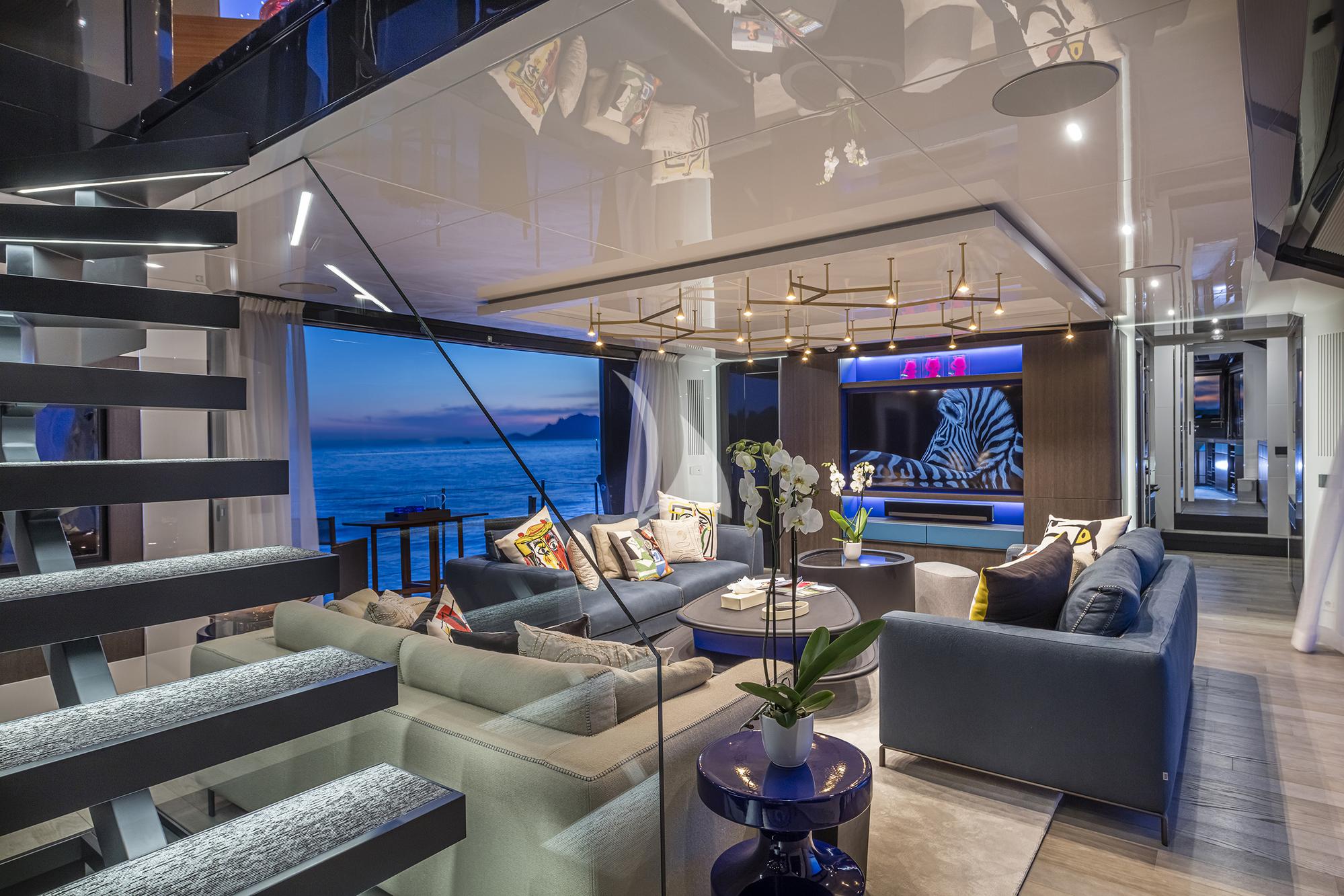 Luxury Crewed Motor Yacht SEA CORAL II photo 8