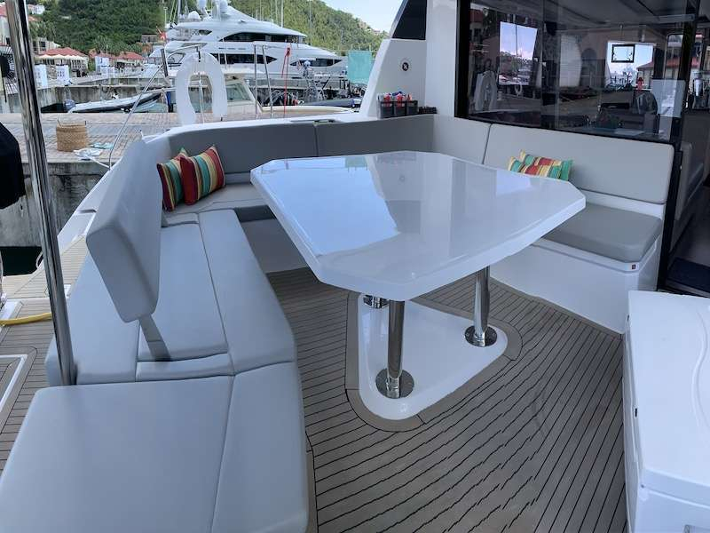 Luxury Crewed Catamaran SEA DOG photo 6